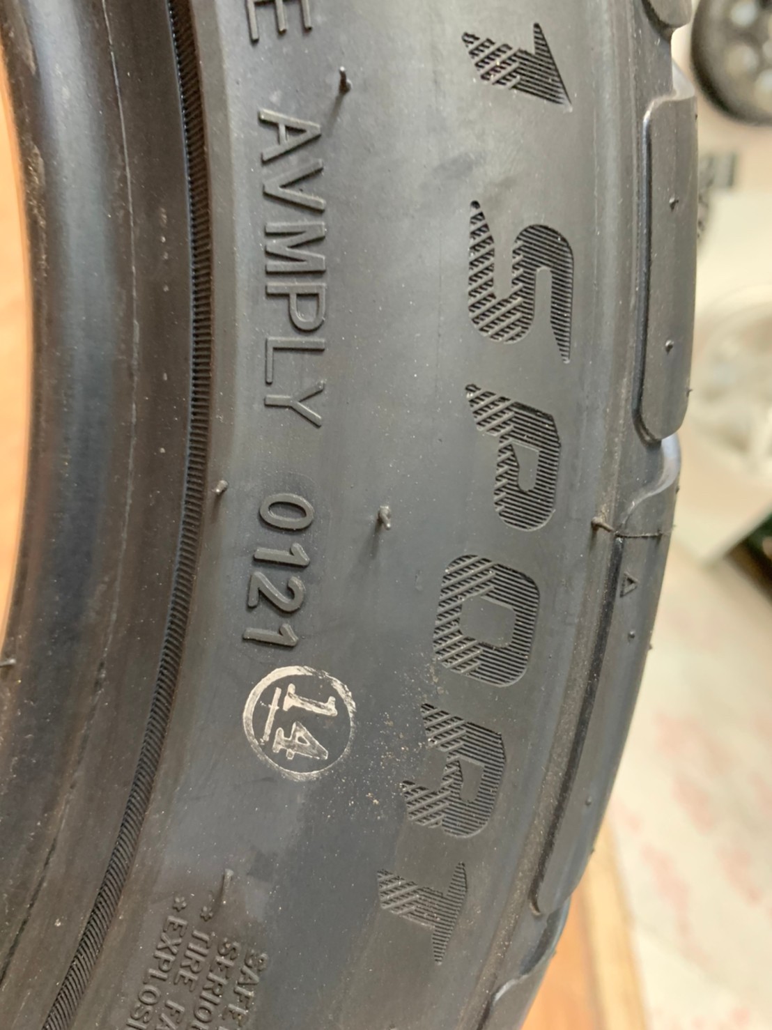 ยางซอฟ 195/50R15 Sailun Atrezzo R01 ยางไซลุนยางสปอร์ตลายซิ่ง ลายAD ยางใหม่ปี2021