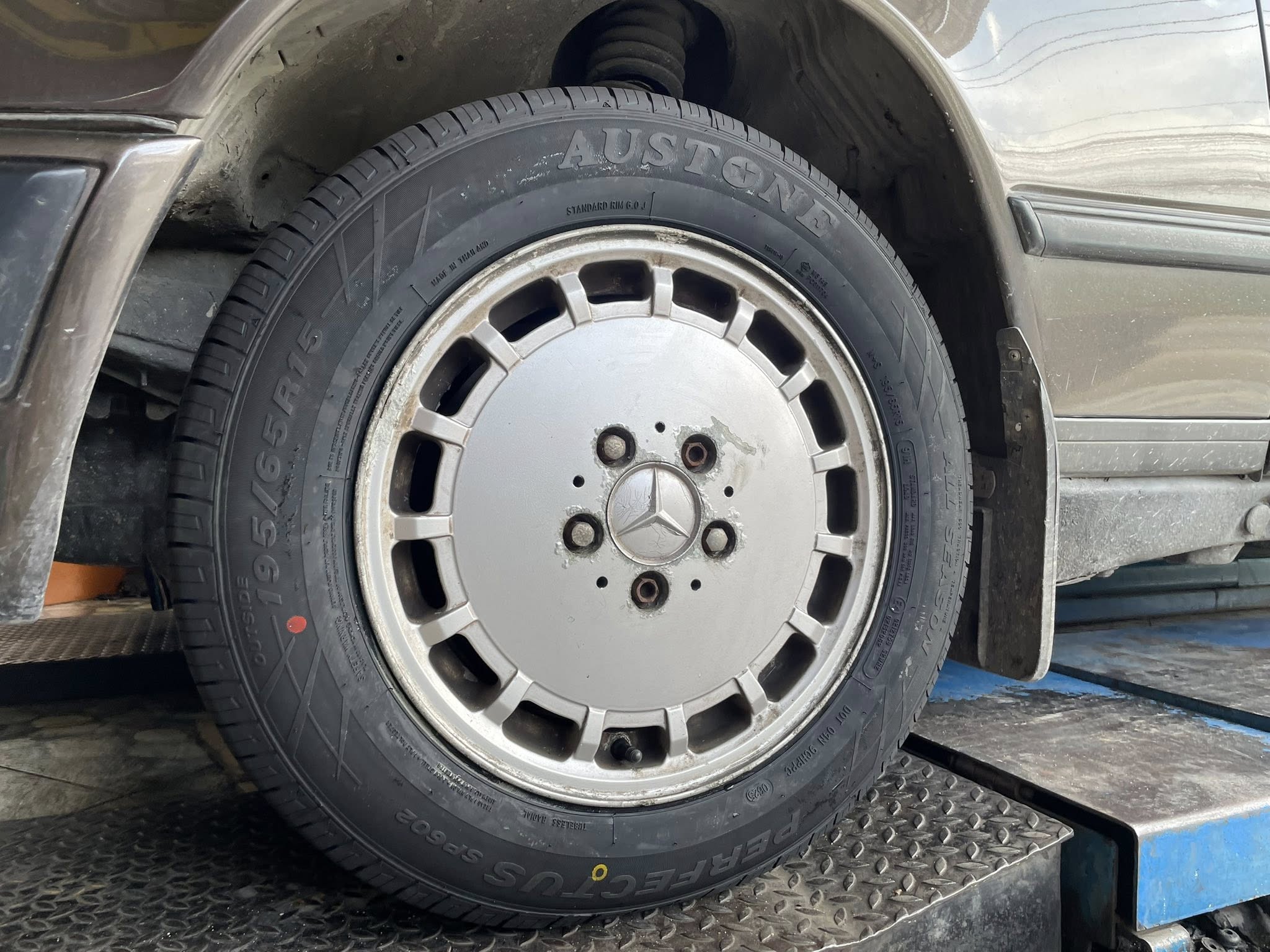 BENZ_230E 🚘เปลี่ยนยาง 🛞🐘#AUSTONE_SP602_195/65R15