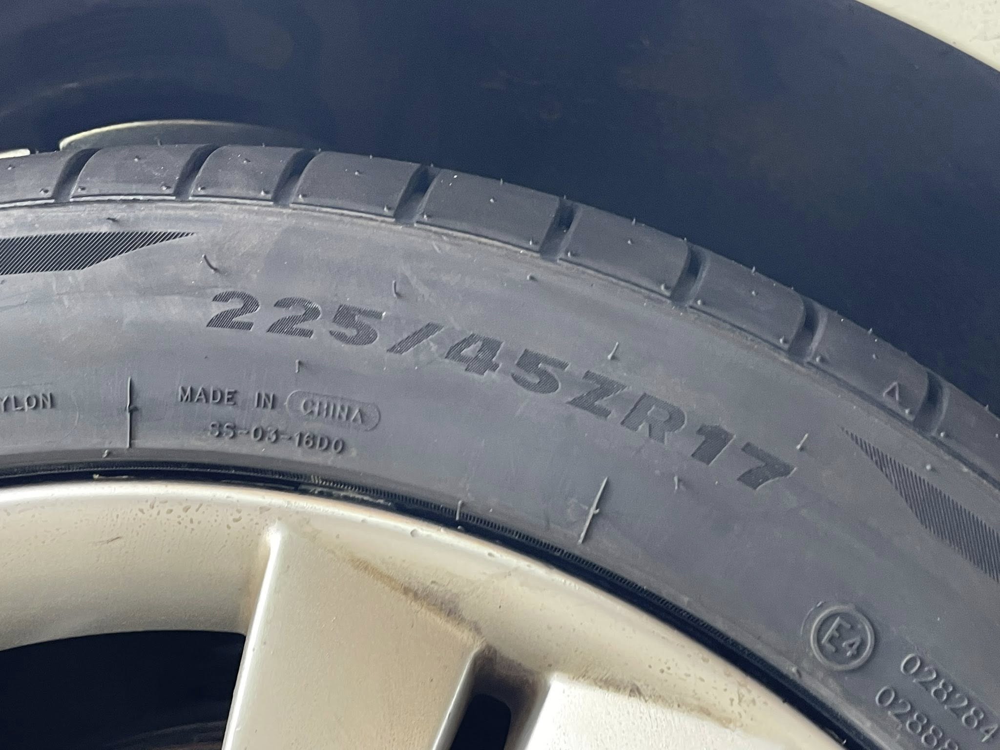 BENZ_SLK200🚘เปลี่ยนยาง 🛞🐘#MINERVA_F205_225/45R17 🛞 #MINERVA_F205_245/40R17