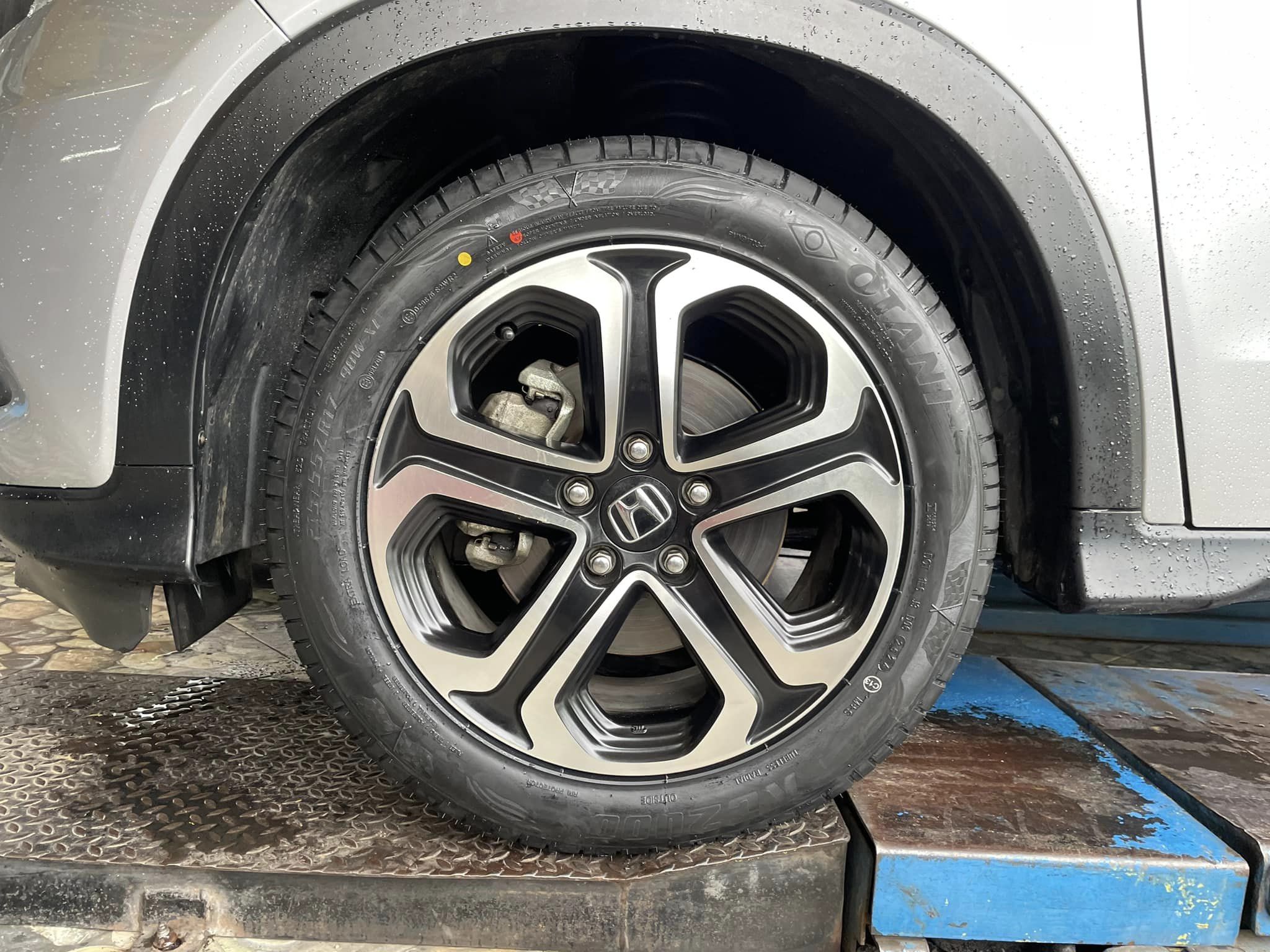 HONDA_HRV เปลี่ยนยาง #OTANI #KC2000 215/55R17