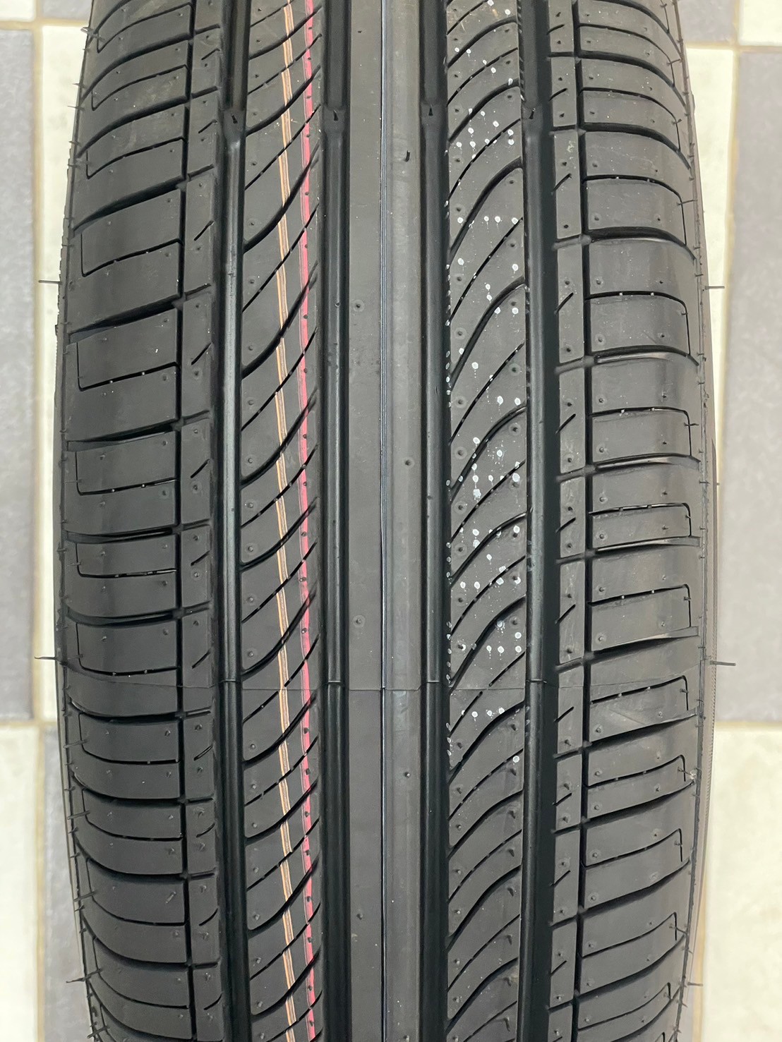GT RADAIL CHAMPIRO ECOTEC 175/70R13 ยางใหม่ปี2024