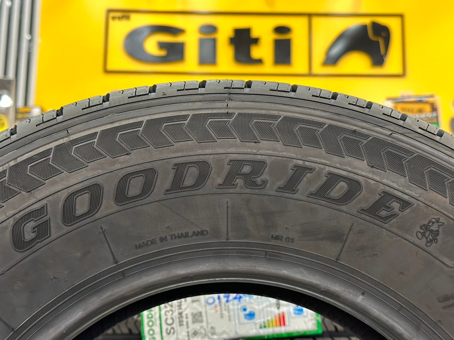 🔥🔥🔥ราคาโปรโมชั่น🔥🔥🔥 ยางใหม่ GOODRIDE SC326 195R14C ยางใหม่ปี2024