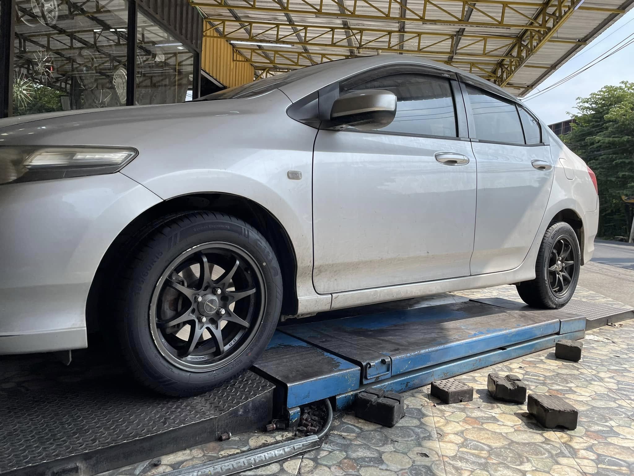 #HONDA_CITY🛞 #GITI_SYNERGYH2_185/60R15