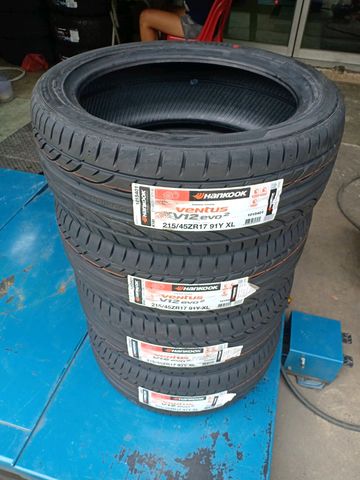 ยางใหม่ Hankook V12 215/45R17