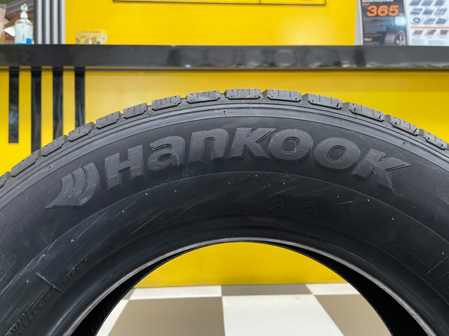Hankook Vantra LT 215/70R15 ยางใหม่ปี2021 ยางกระบะ บรรทุกคุณภาพดี