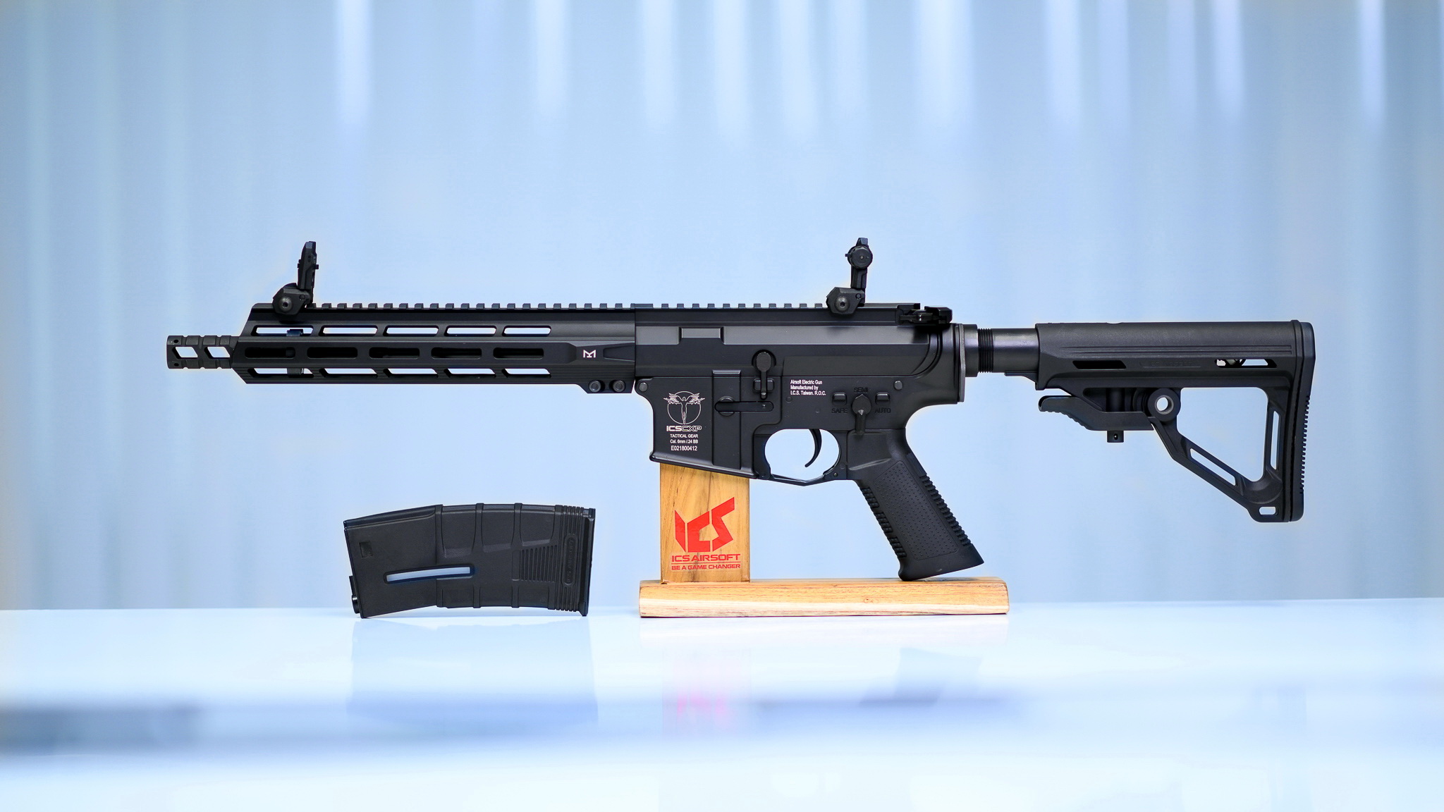 SKU-03968 สแตนไม้สักแท้ สำหรับปืนทรง M4/M16