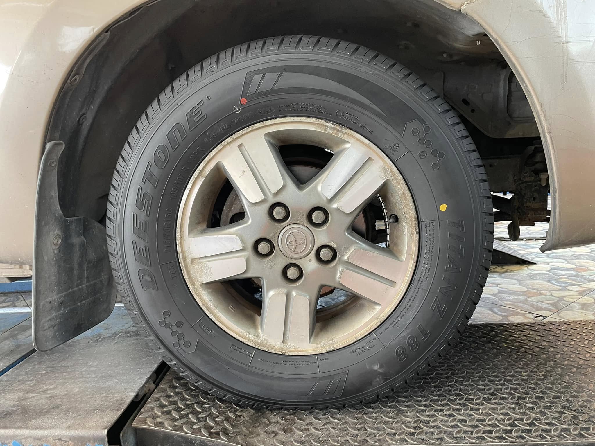 #TOYOTA_VIGO🛞เปลี่ยนยาง #DEESTONE_T88_215/70R15