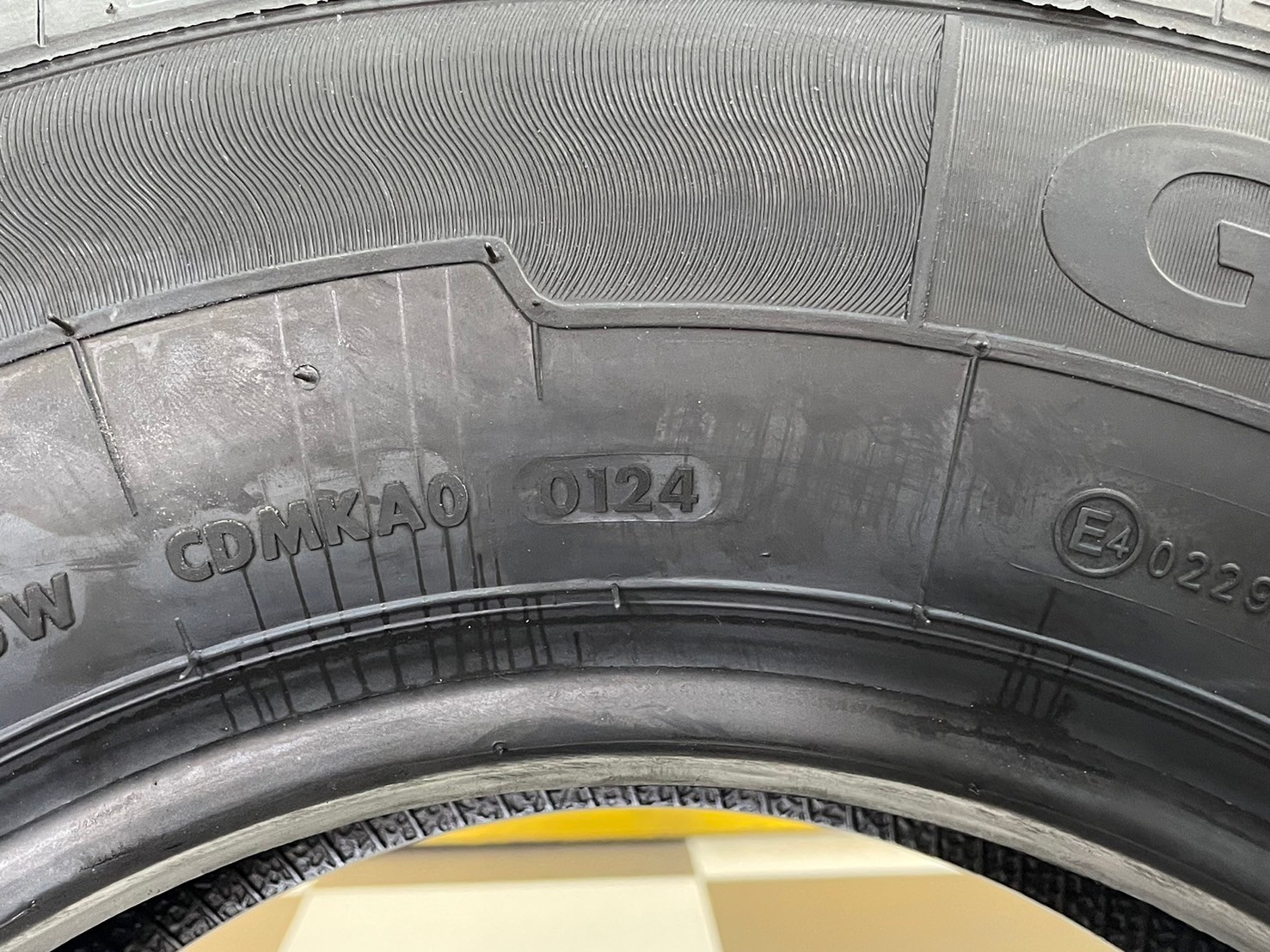 ยางใหม่จีที Giti Van600 195R14C ยางใหม่ปี2024