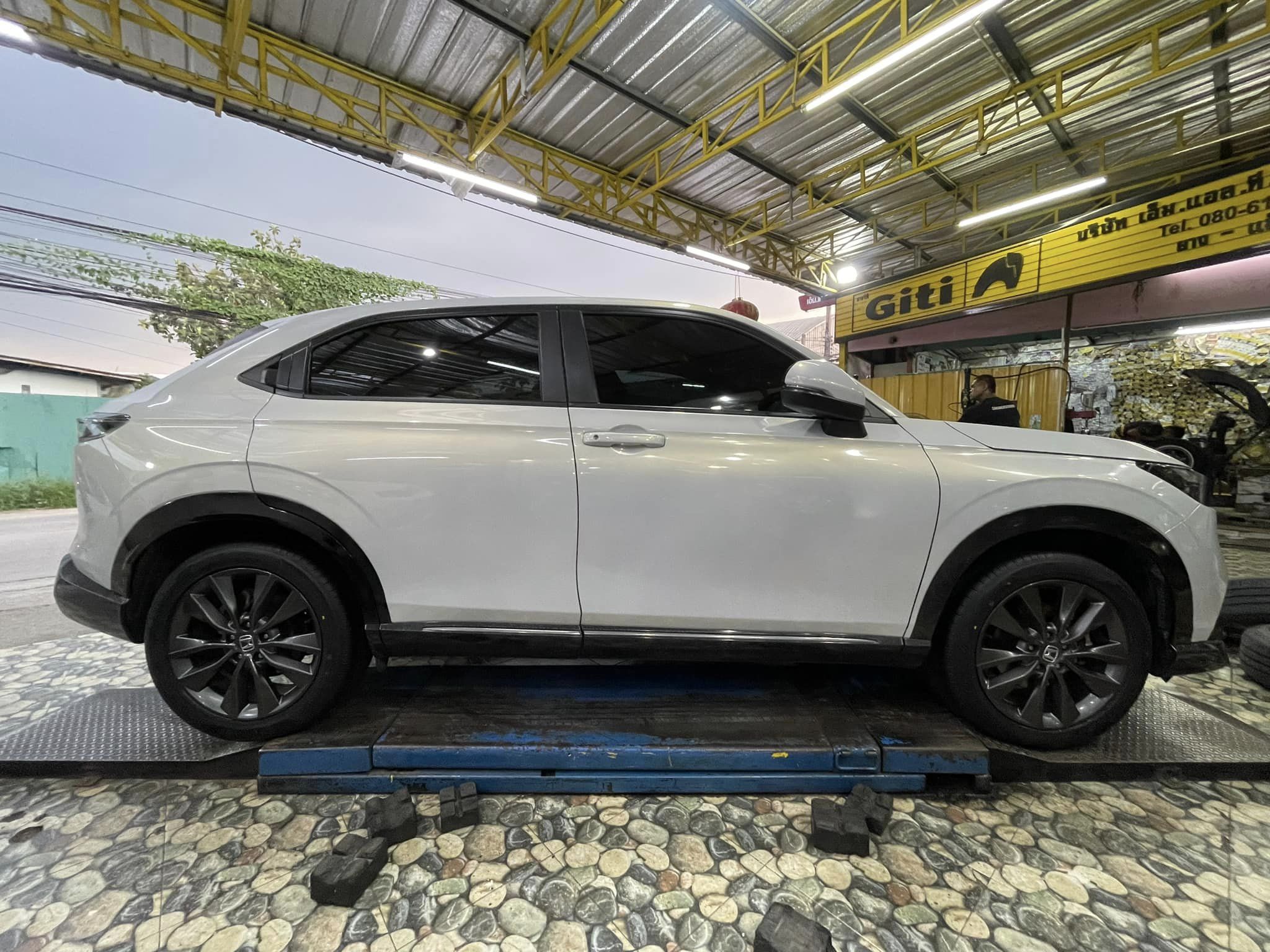 🚘 #HONDA_HRV #เปลี่ยนยาง #OTANI #KN1000 225/50R18