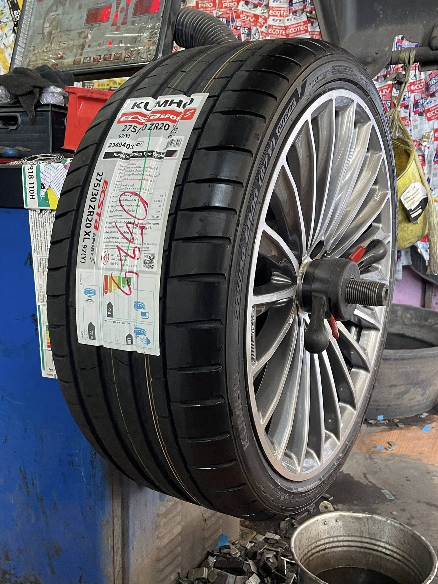 BENZ_CLS220d🚘เปลี่ยนยาง 🛞🐘#KUMHO_EcstaSport-S_245/35R20 ❤️ 🛞#KUMHO_EcstaSport-S_275/30R20