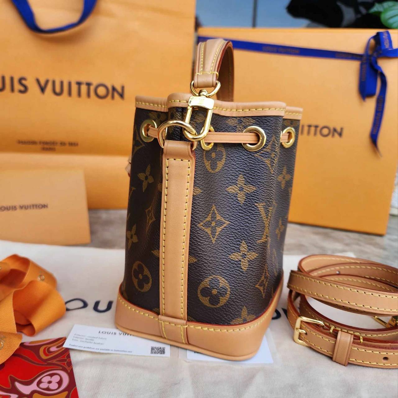 กระเป๋าLVรุ่น Nano Noé มือสอง รุ่นใหม่ สายถอดได้