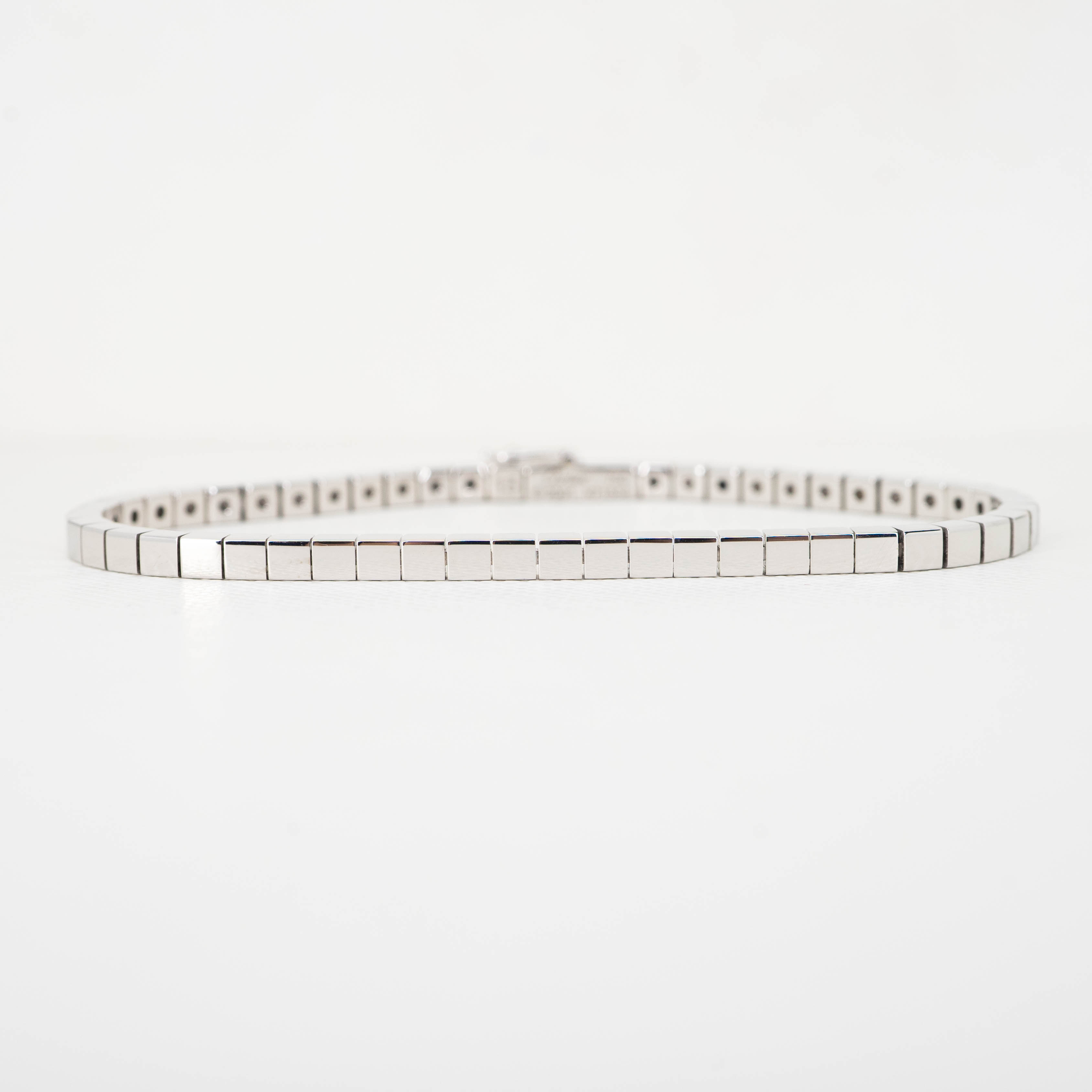 กำไล Cartier Lanieres Bracelet ทองขาว18K ไซส์15 (Used)