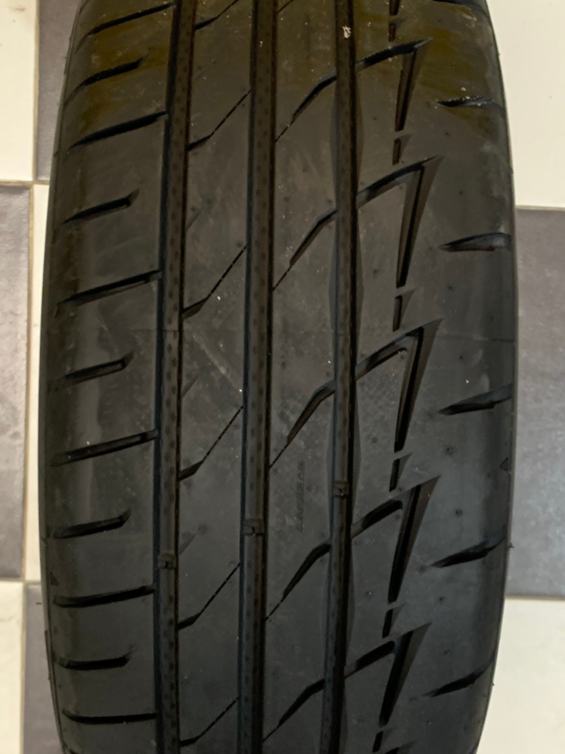 Landsail RS009 215-45R17 ยางลายซิ่ง ยางMade in Thailand ยางใหม่ปี2021