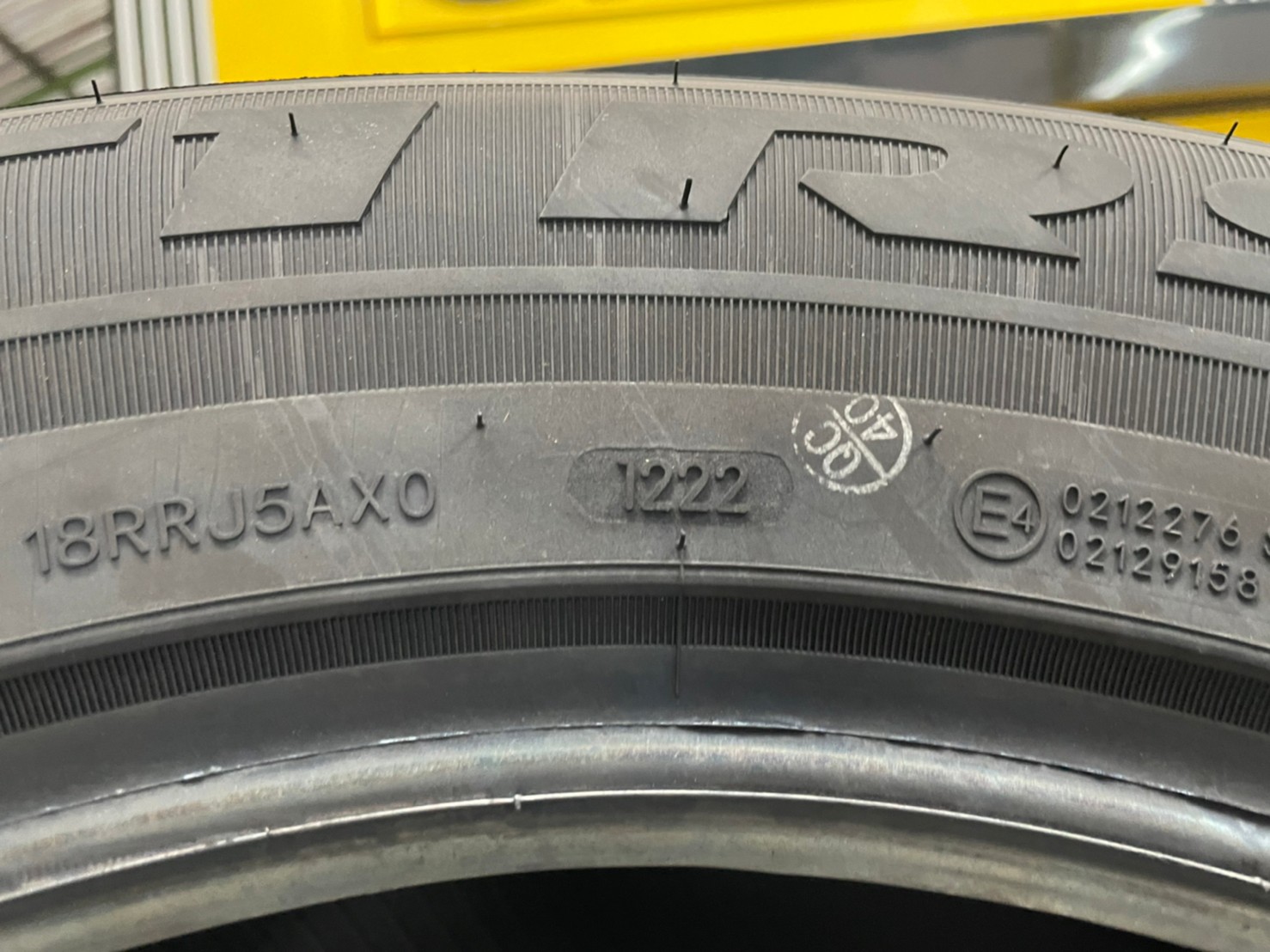 Cosmis T1RS 265/60R18 ยางใหม่ปี2022 ลายสปอร์ต