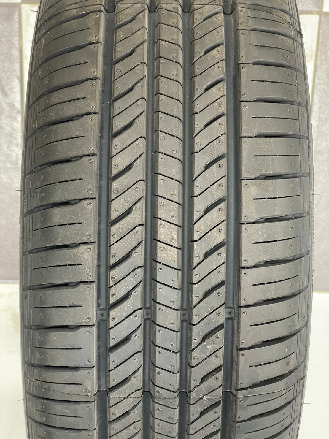 ยางใหม่ Laufenn S Fit EQ 185/60R15 ยางใหม่ปี2023