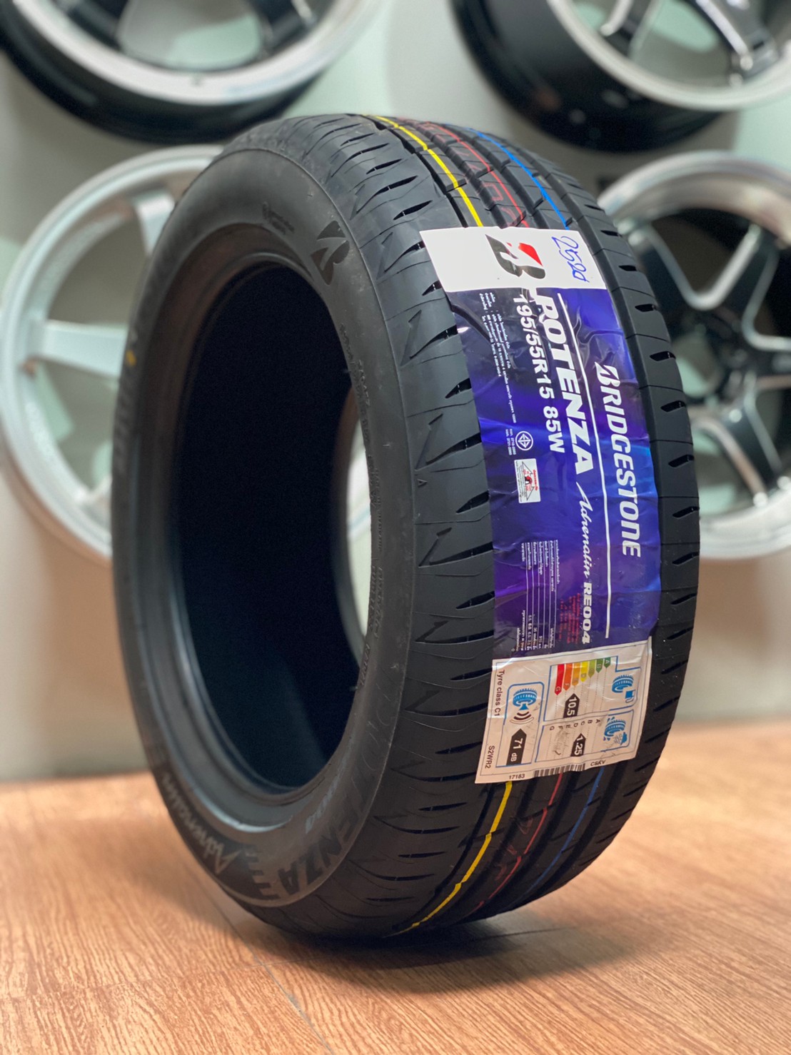 195/55 R15 Bridgestone Potenza Re004 ยางใหม่ปี20 - เอ็ม.แอล.ออโต้ 