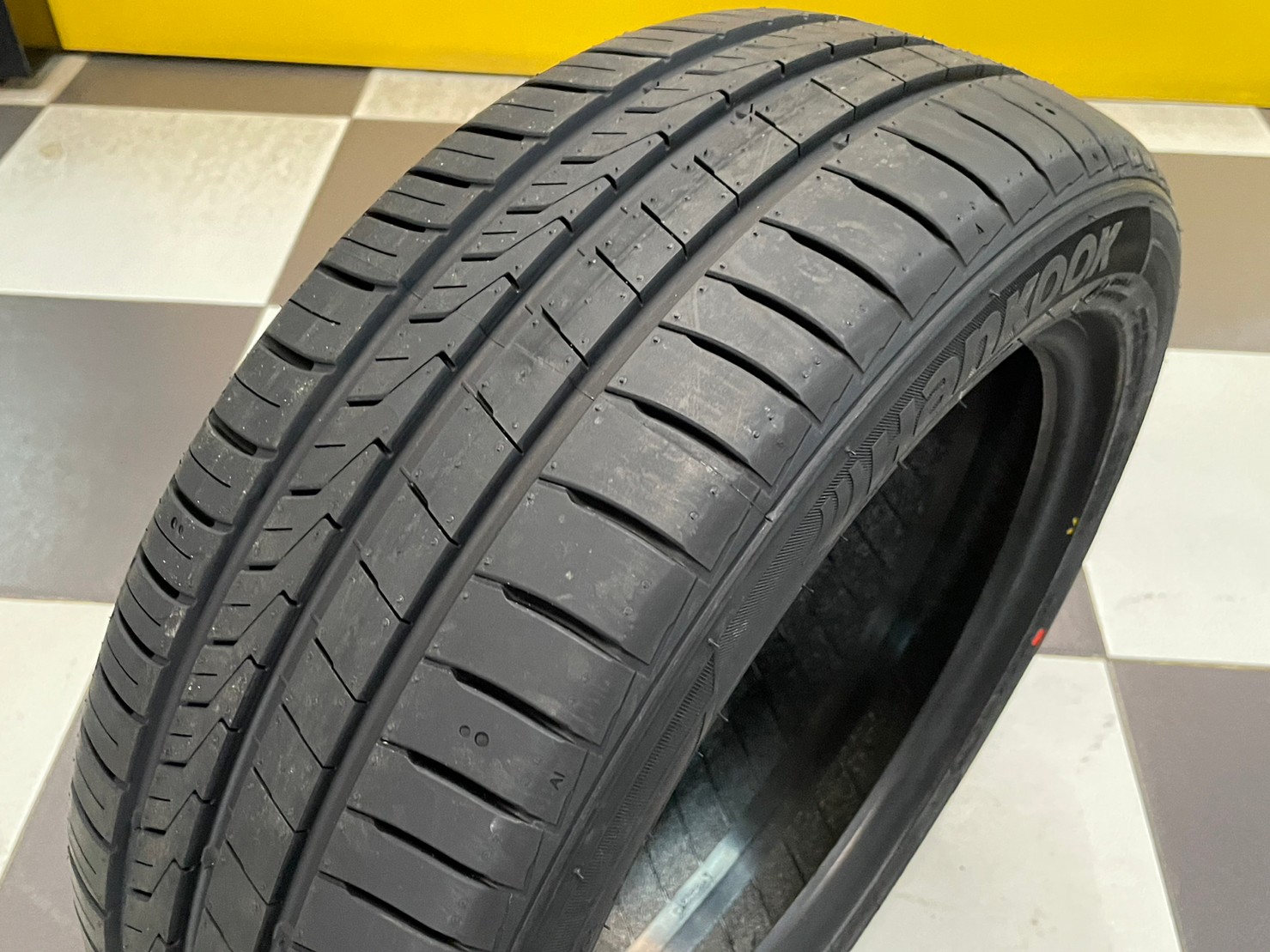 HANKOOK 195/50R16 ยางรถยนต์ รุ่น KINERGY ECO2 ยางใหม่ปี2023