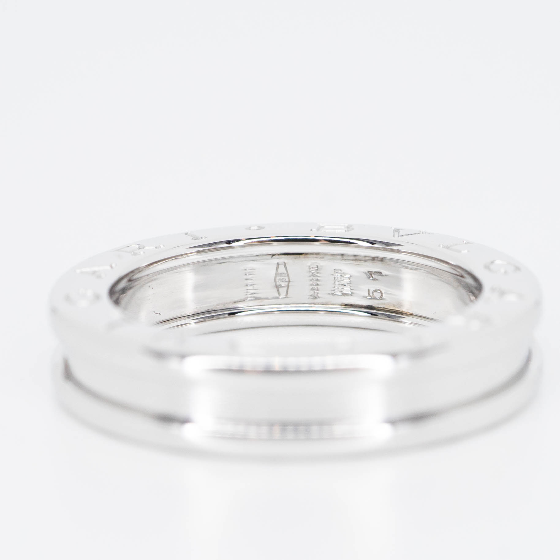 แหวน Bvlgari B.zero1 1band ทองขาว18K ไซส์ 51# (Used)