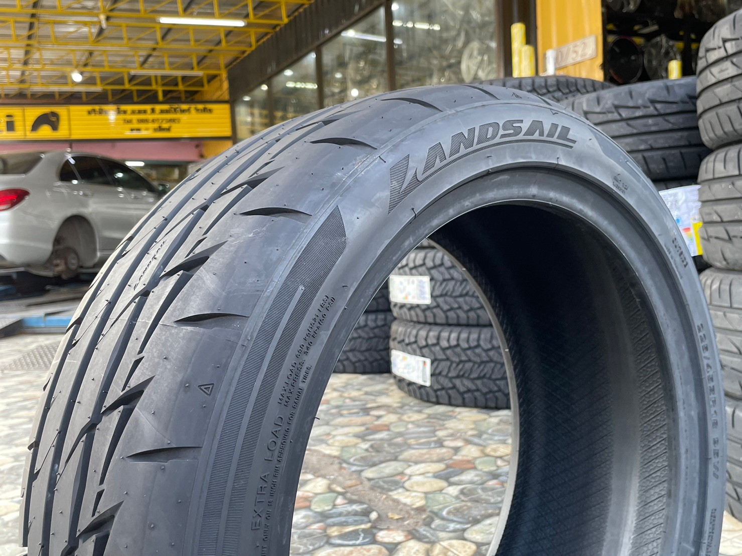 Lansail RS009 225/45R18 ยางใหม่ปี2023
