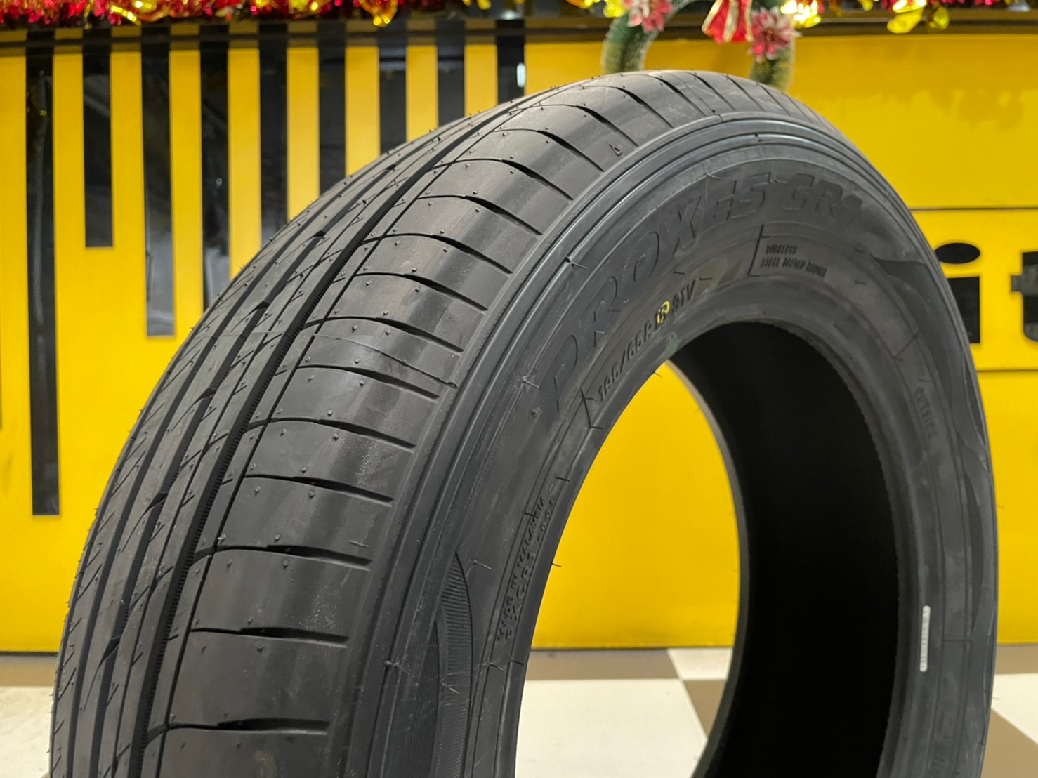 TOYO PROXES CR1 195/65R15 ยางใหม่ปี2023