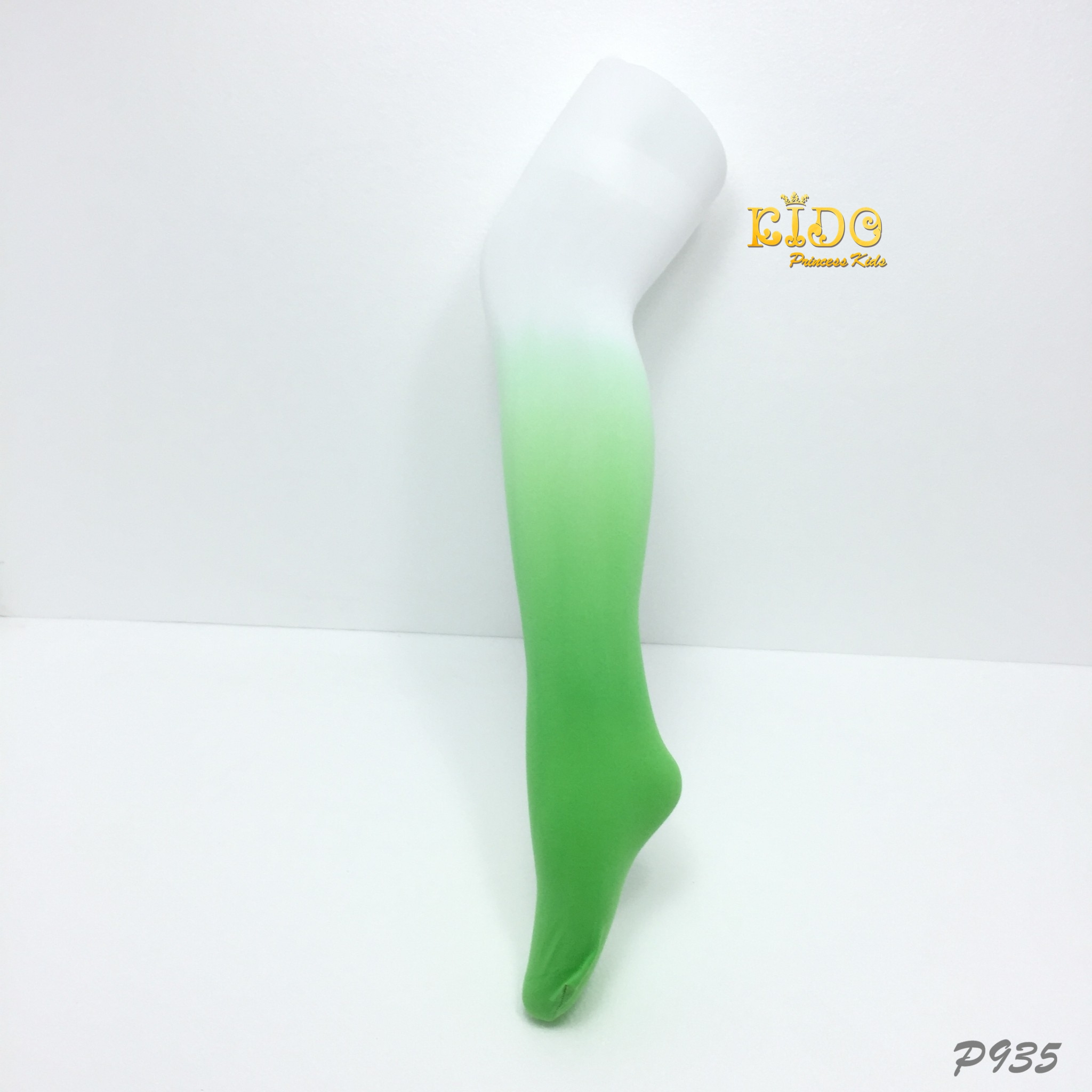 ถุงน่องเด็ก(หน้าร้านอยู่รัชดา)LZZ935 ถุงน่องสีเขียว ทูโทน เนื้อผ้านิ่มใสสบาย