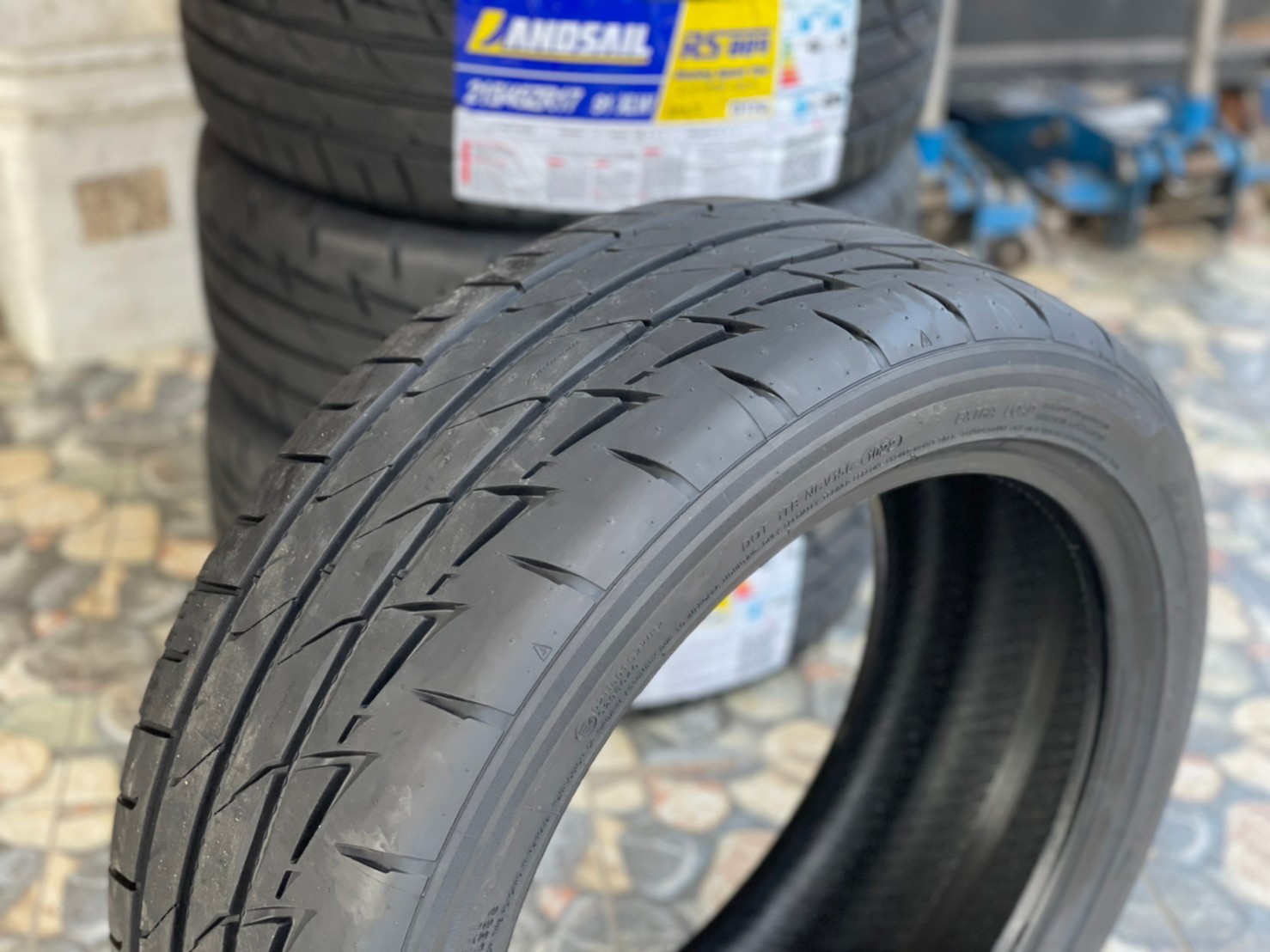Landsail RS009 215/45R17ยางลายซิ่ง 🔥🔥🔥 ยางสปอร์ตนุ่มหนึบ