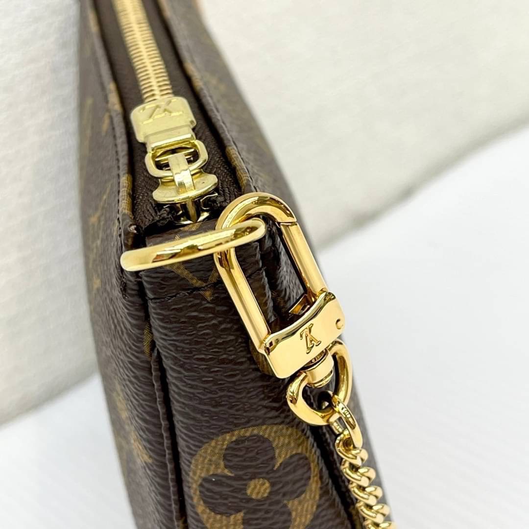 กระเป๋าLv mini pochette มือสอง