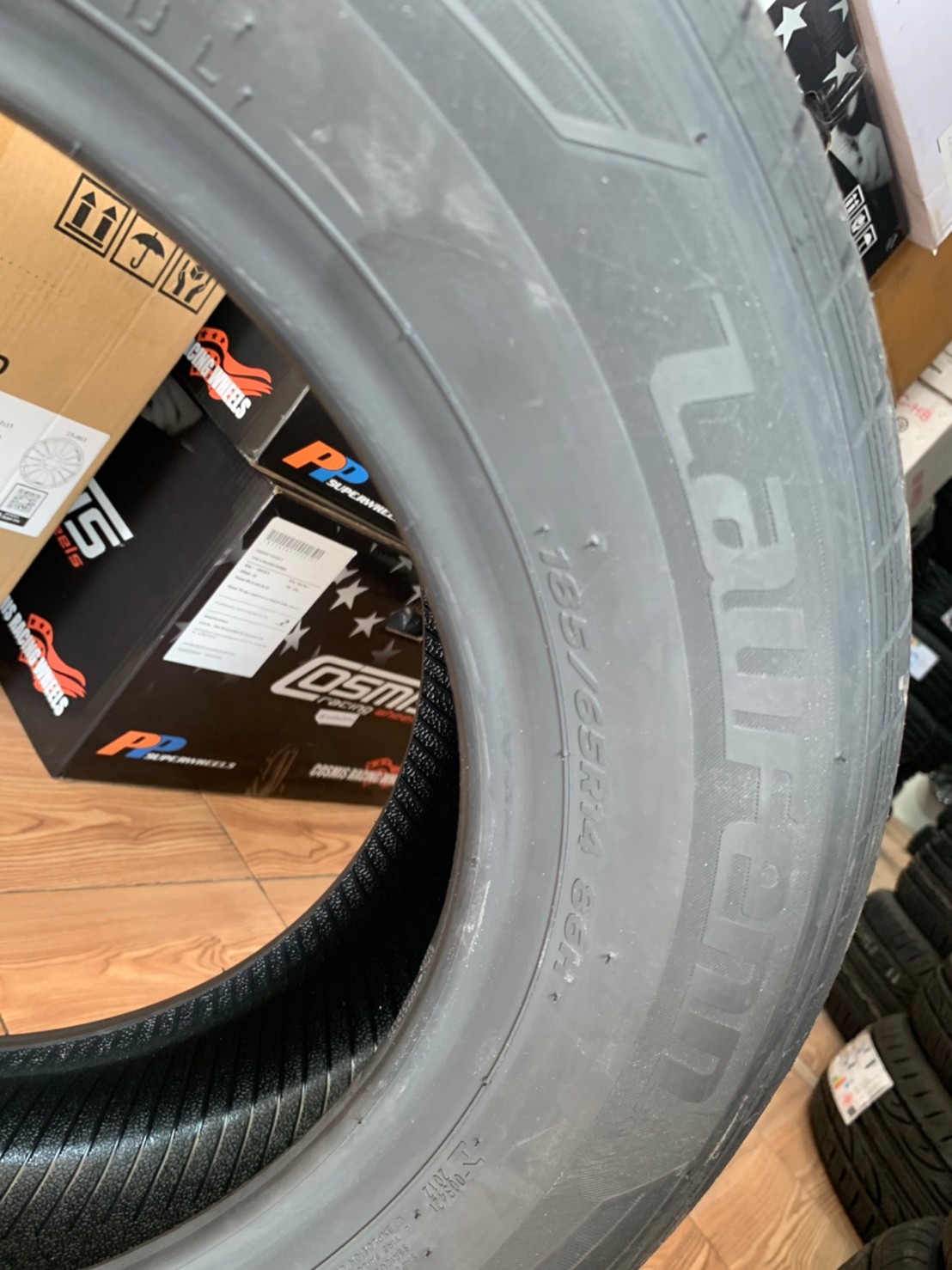ยางใหม่Laufenn 185/65R14