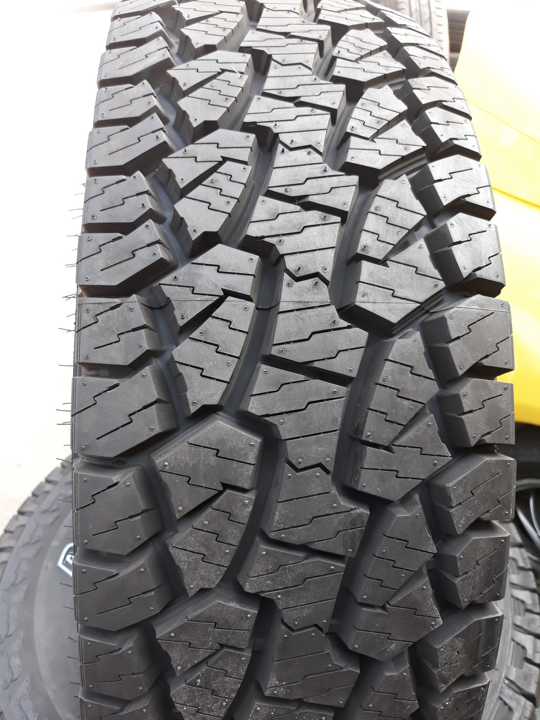 ยางใหม่ HANKOOK Dynapro AT-M 31X10.5R15