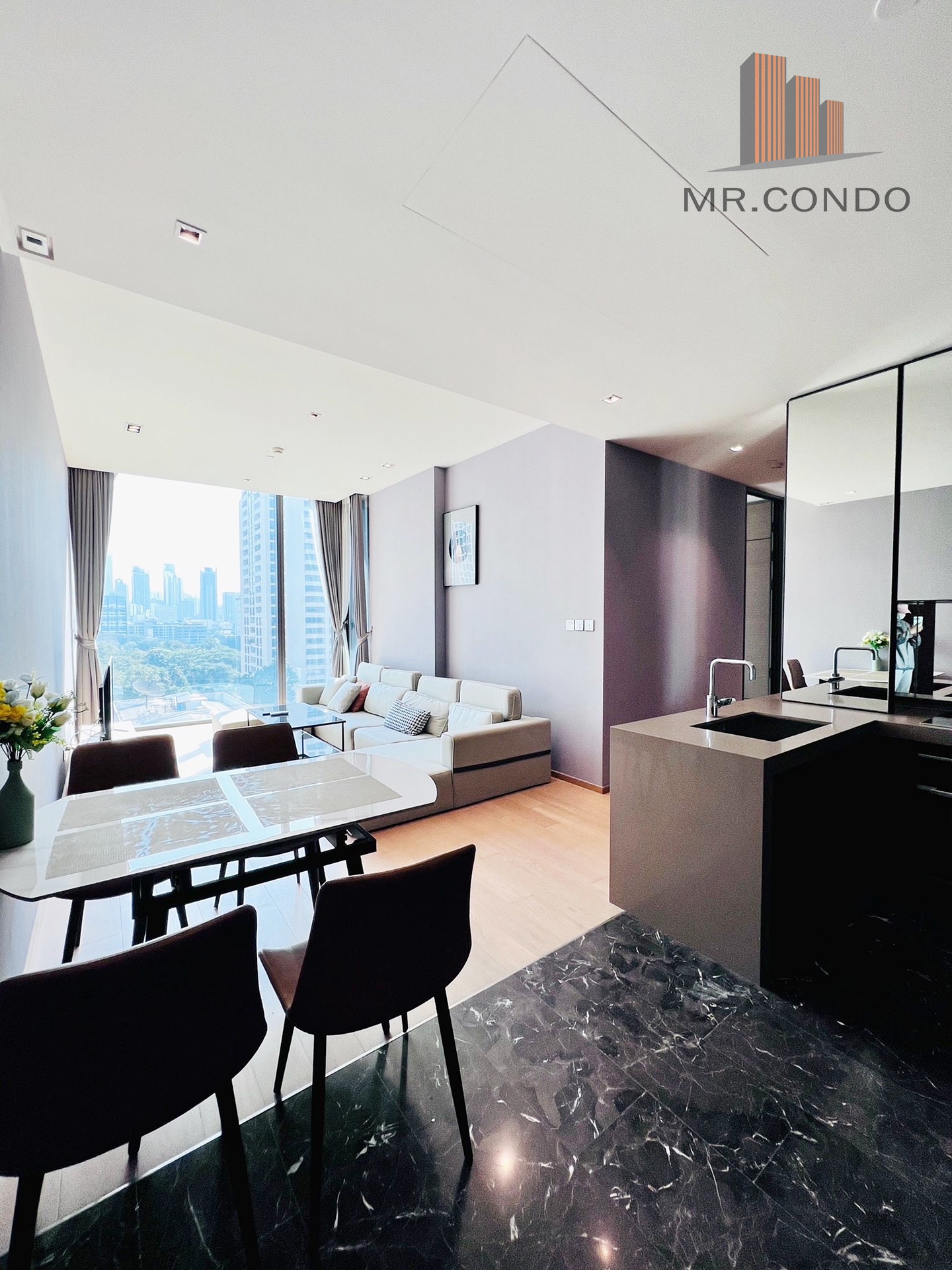 *FOR RENT* 28 Chidlom 2BR. good choice and Ultimate living near BTS Chidlom 280 m.