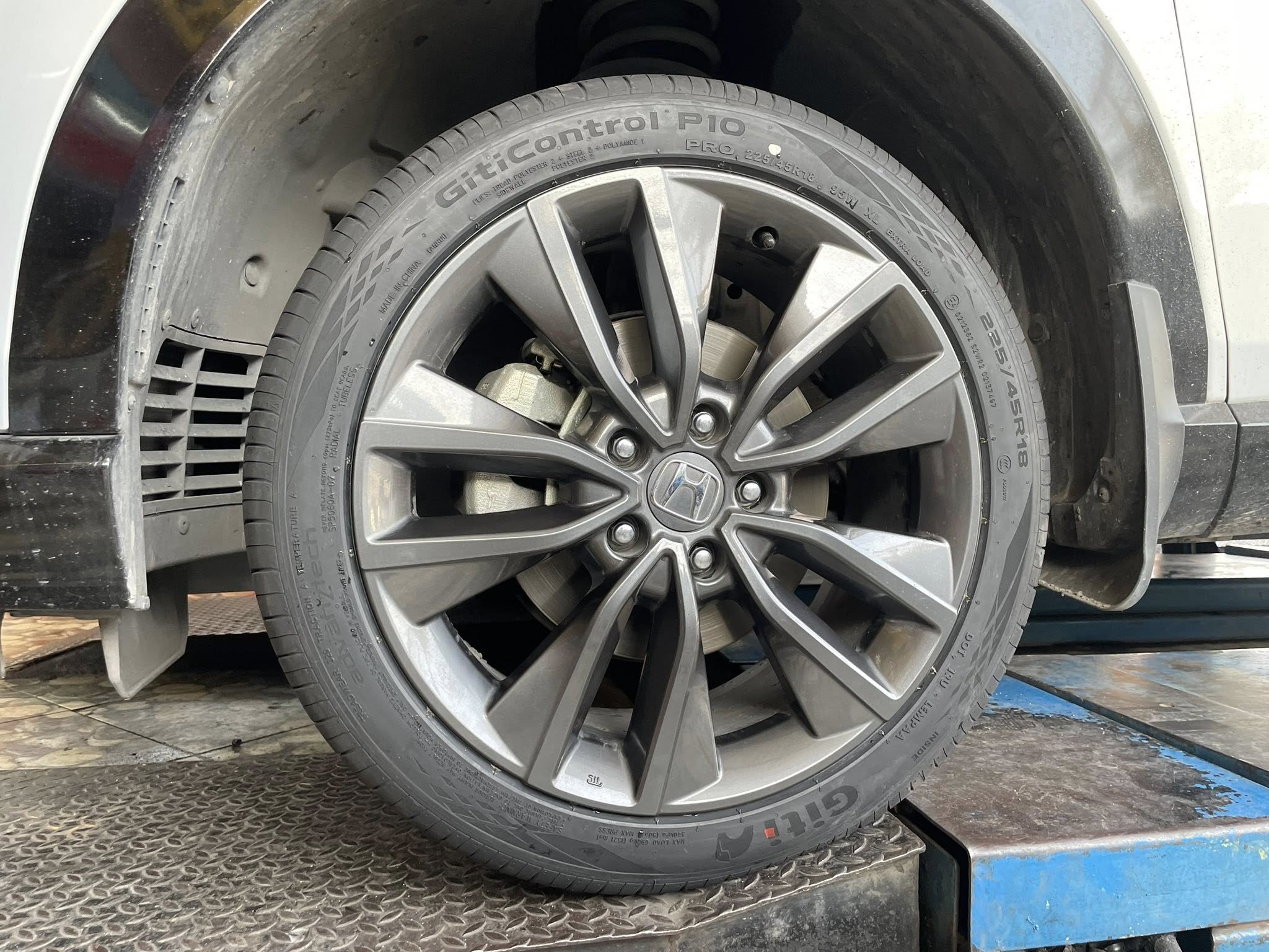 #HONDA_HRV 🚘เปลี่ยนยาง 🛞🐘GITI_ControlP10_225/45R18