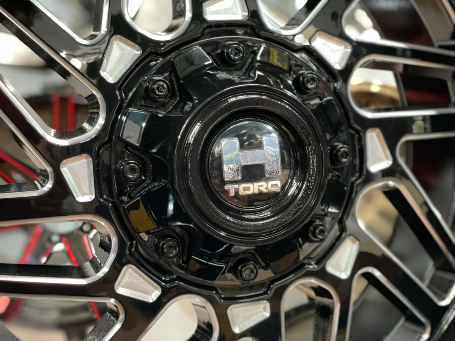 ล้อแม็กซ์ขอบ18 ออฟโรด HAMMER H01 18x9 ET0 6x139.7 แนวเมกา หล่อดุดัน