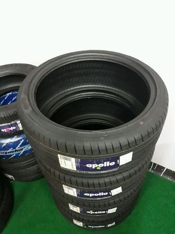 ยางใหม่ Apollo 235/35/R19 ยางคุณภาพดีราคาถูกเพียงเส้นละ 2,650บาท พร้อมเปลี่ยนใส่ถ่วงล้อเปลี่ยนจุ๊บลมใหม่ฟรี
