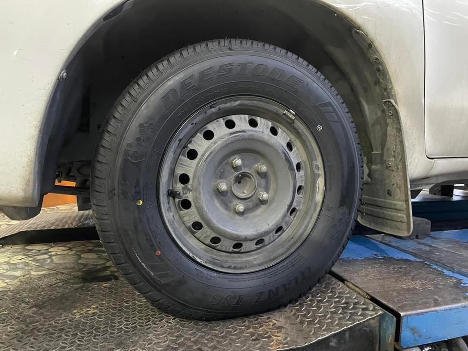 TOYOTA_VIGO🛻เปลี่ยนยาง #DEESTONE #T88 215/70R15ยางกระบะบรรทุกคุณภาพดีสุดคุ้ม