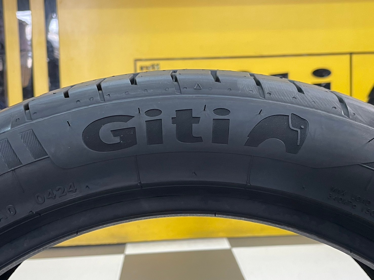 Giti Synergy H2 205/50R17 ยางใหม่ปี2024