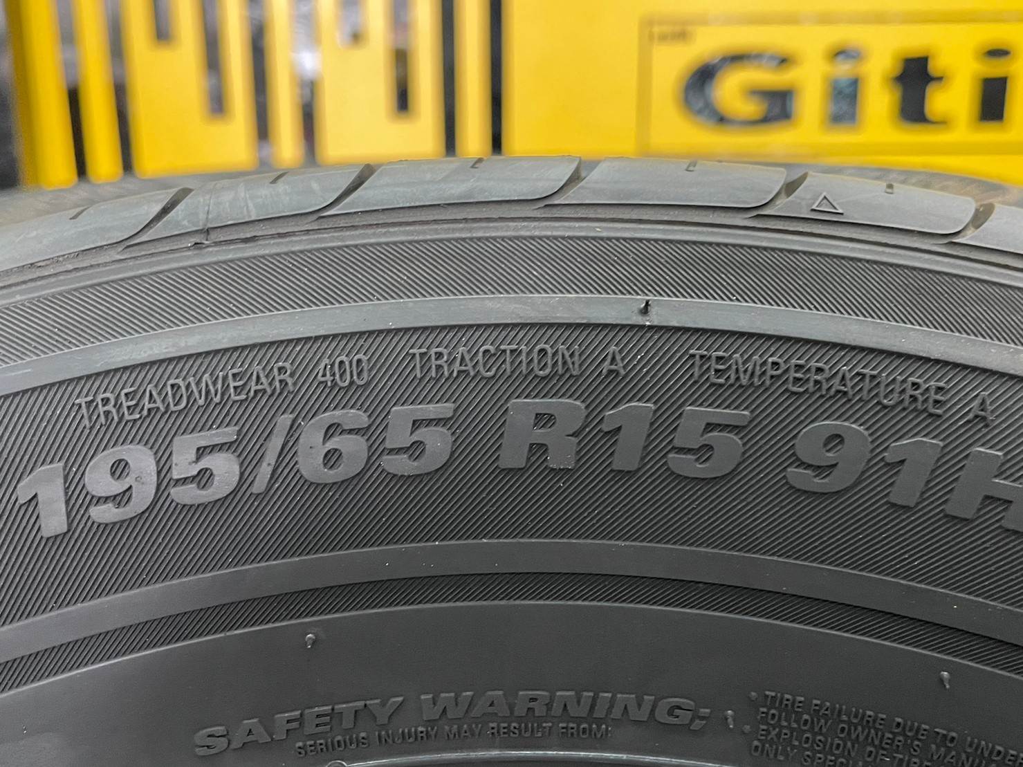 MARSHAL MH12 195/65R15 ยางใหม่ปี2022