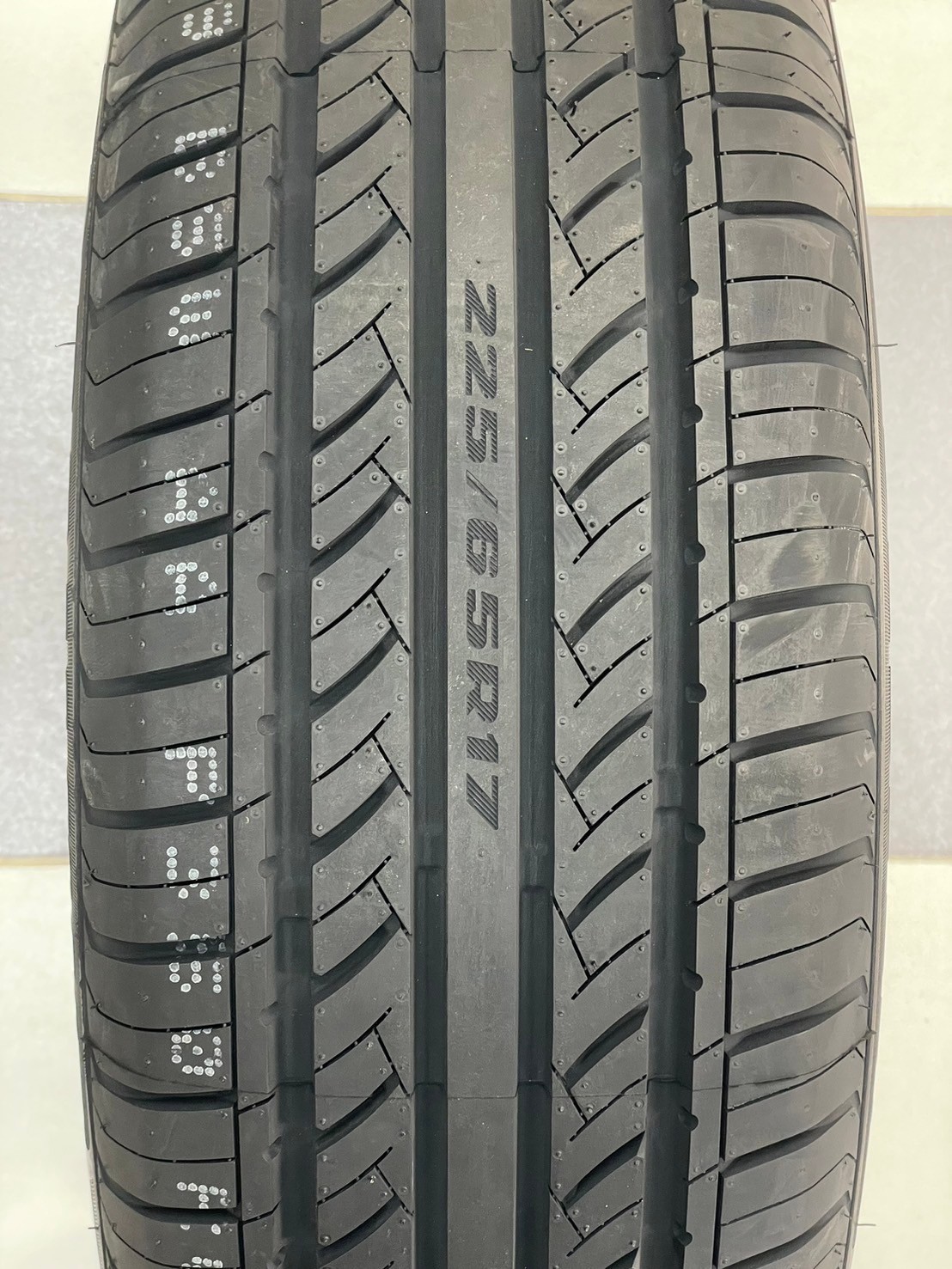 SAILUN ATREZZO SH406 225/65R17 ยางใหม่ปี2024