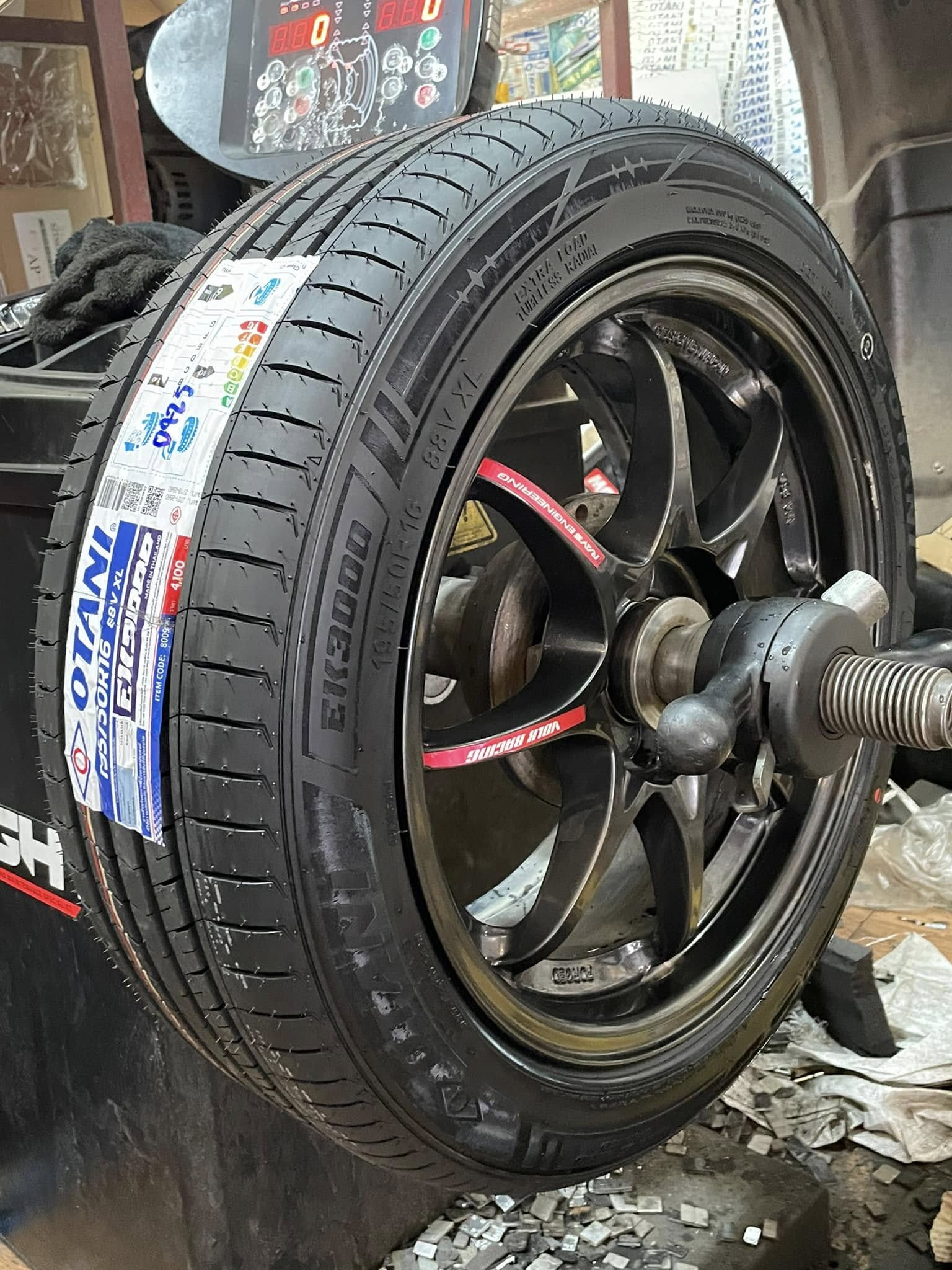 🚘 #HONDA_CITY🛞 เปลี่ยนยาง #OTANI #EK3000 195/50R16 #บริการตั้งศูนย์ล้อ🛞