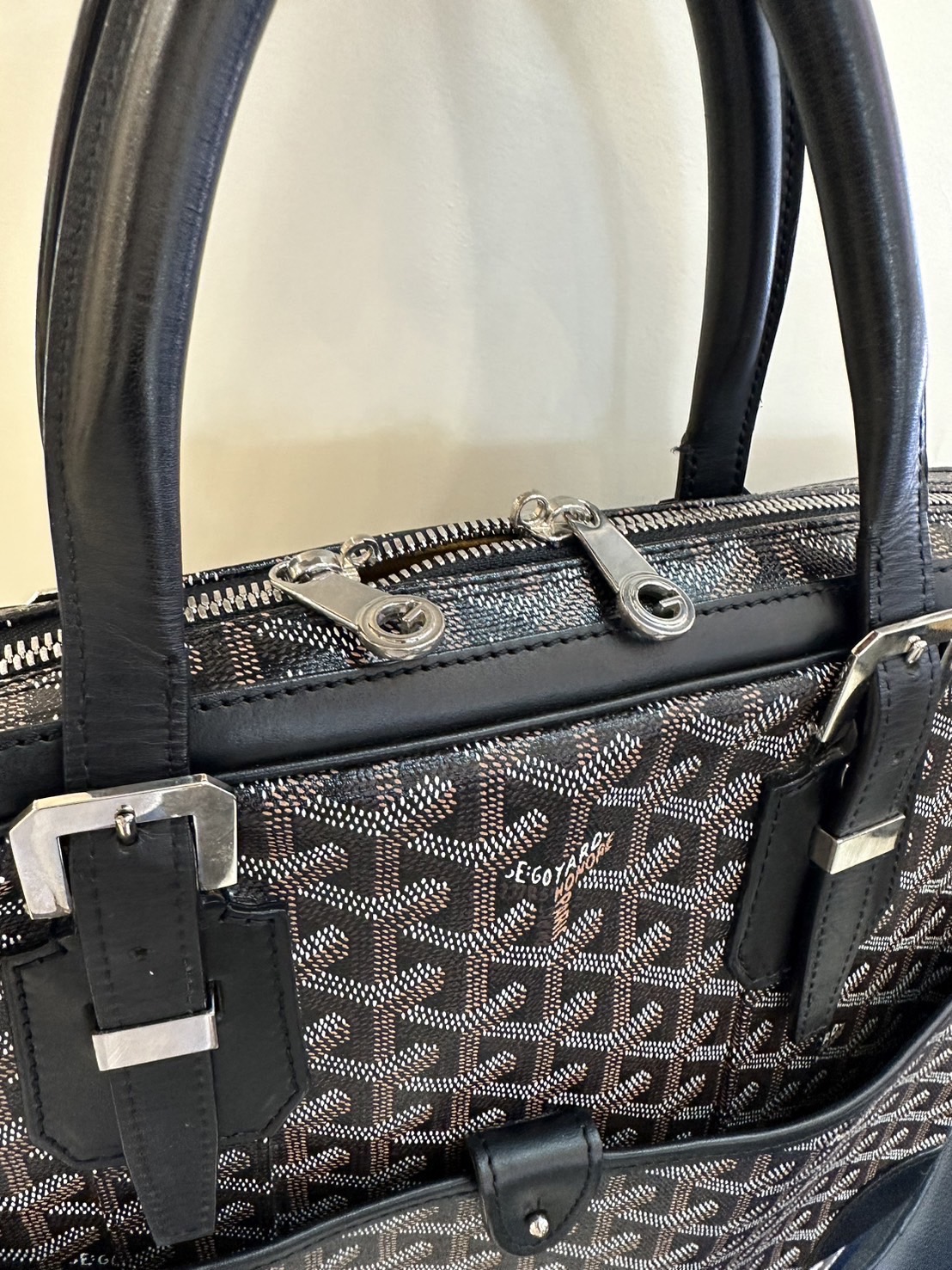 กระเป๋าใส่เอกสาร Goyard Black Goyardine Canvas and Leather Ambassade PM Briefcase มือสอง