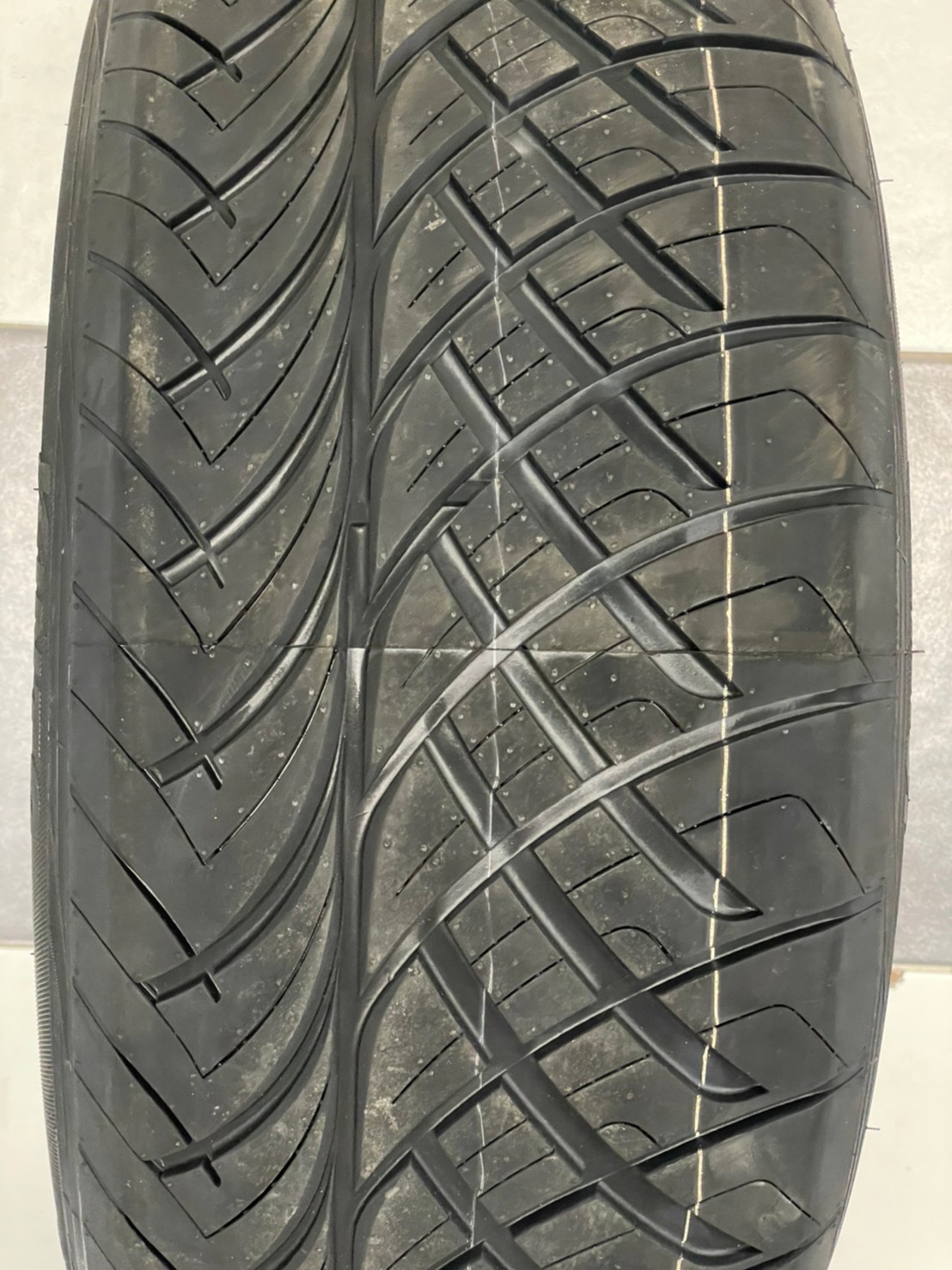 kinto v36 255/50R18 ยางใหม่ปี2023