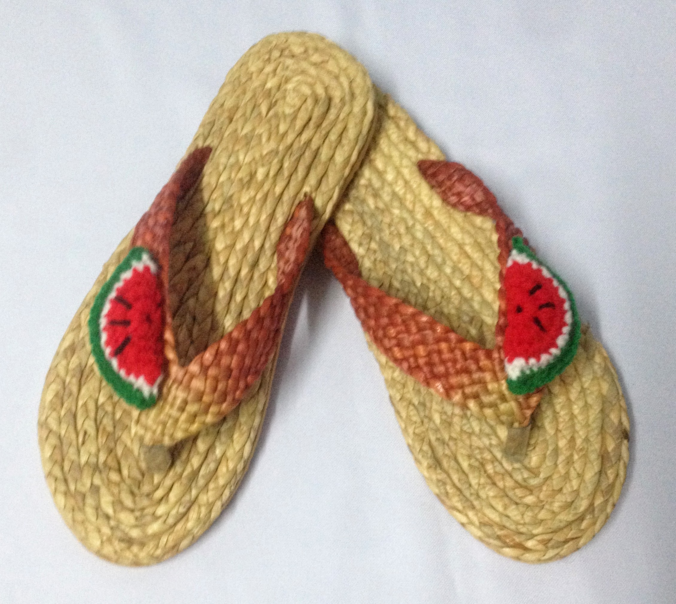 BSS414W : รองเท้าสานผักตบชวา ราคาส่ง 1 โหล 12คู่