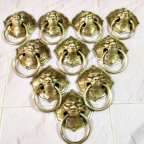 หัวสิงห์ประตูเนื้อทองเหลือง 5 นิ้ว คู่ละ