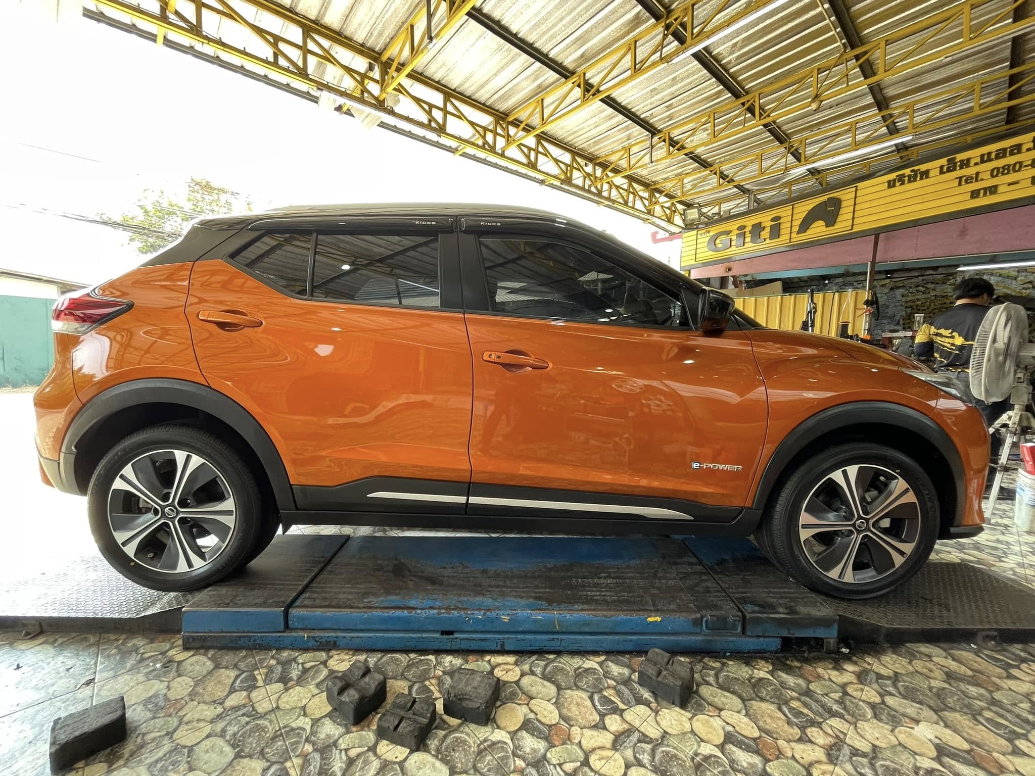 🛞❤️ #NISSAN_KICKS🚘❤️💫 🛞🐘#YOKOHAMA #E70 215/55R7 ❤️ 🛞 #บริการตั้งศูนย์🛠