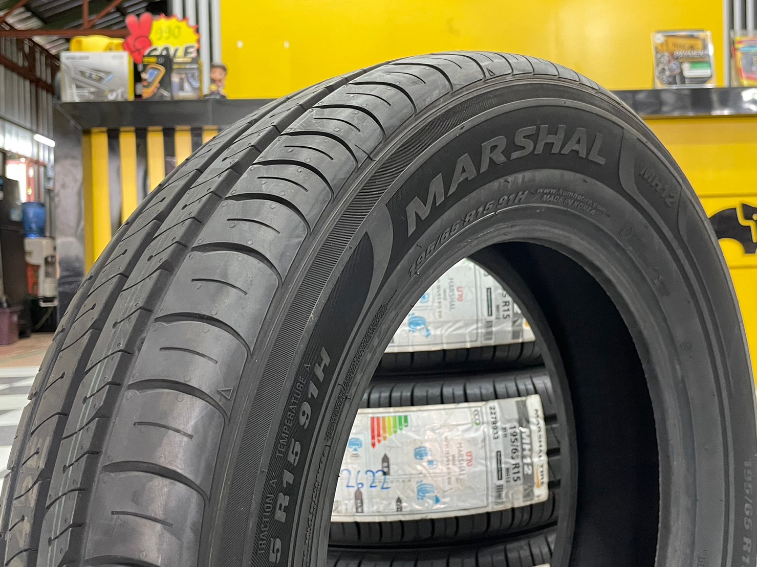 MARSHAL MH12 195/65R15 ยางใหม่ปี2022