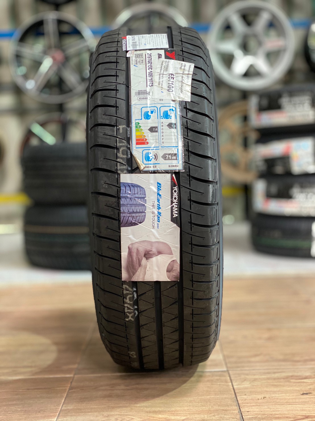 215/70R15 Yokohama BluEarth Van RY55 ยางสมรรถนะสูง ยางปี2020