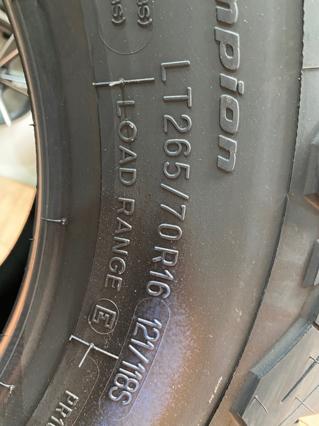 ยางใหม่ BF Goodrich All-Terrain T/A KO2 ขนาด 265/70R16 ยางใหม่2022