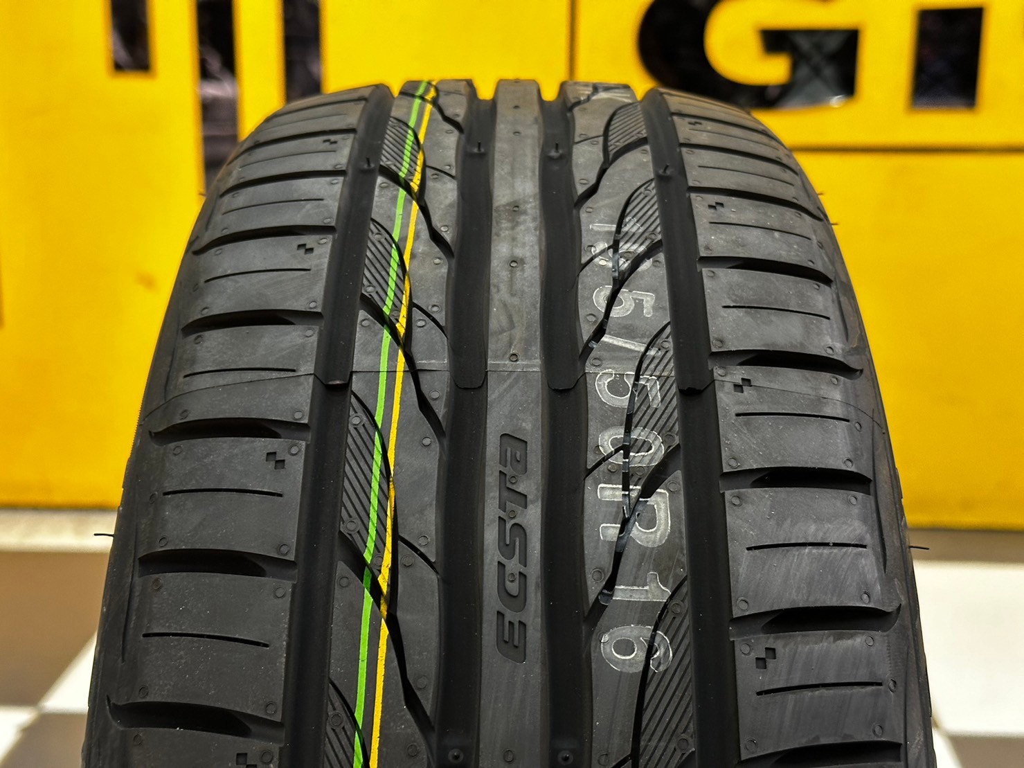 KUMHO PS31 195/50R16 ยางใหม่ปี2023 (4เส้น)