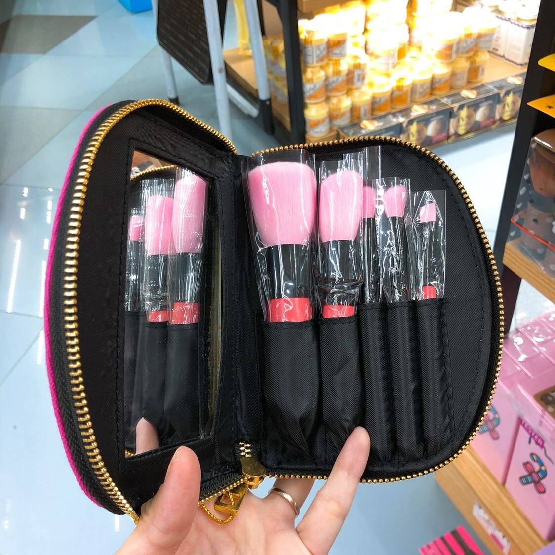 Sivanna Secret Brush Musts set ชุดแปรงแต่งหน้า