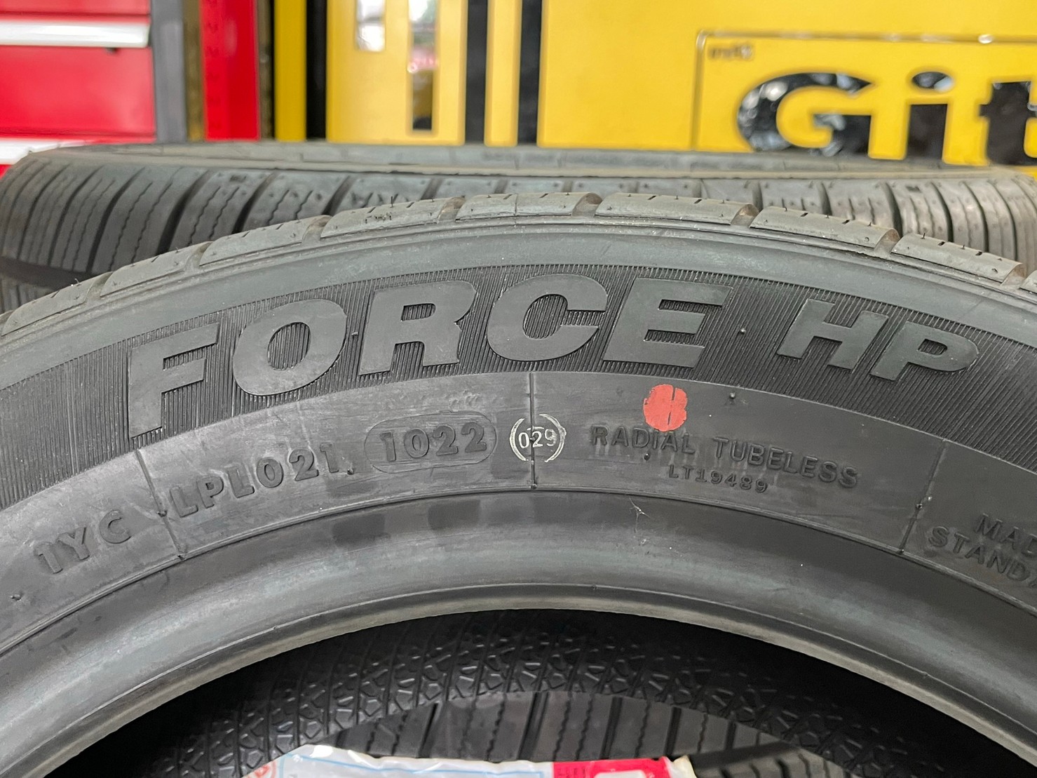 ATLAS FORCE HP 185/60R15 ยางใหม่ปี2022
