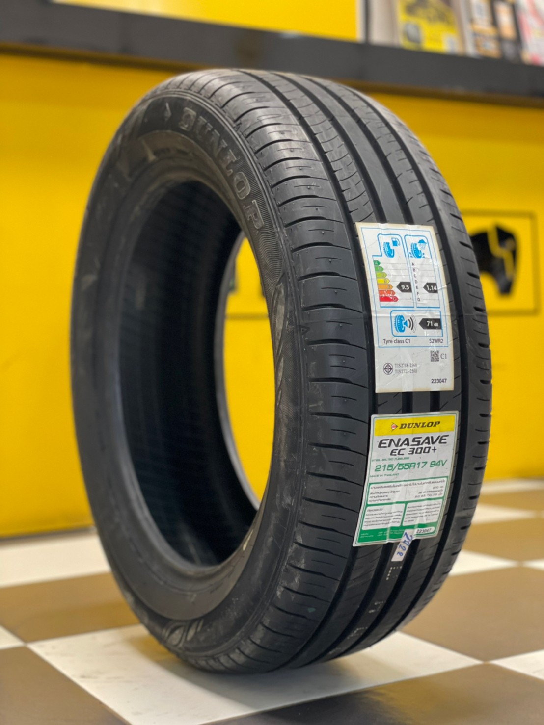 Dunlop Enasave EC300+ 215/55R17 ยางใหม่ปี2022